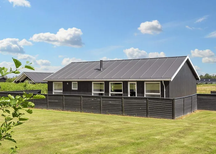 בית נופש 6 Person In לוקן